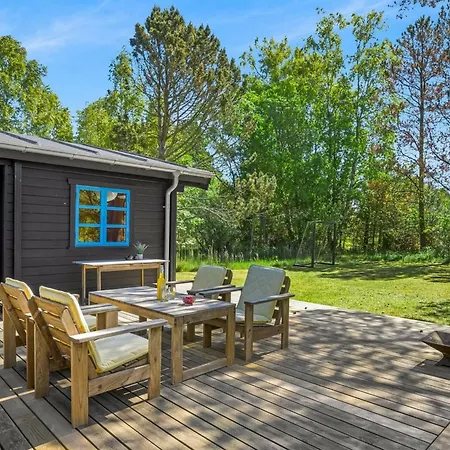Aksinja - 500m From The Sea By Interhome *